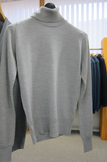 新品 John Smedley　タートルネック Mサイズ BARDOT GREY